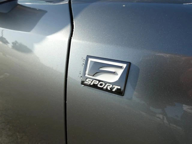 2018 Lexus IS 3rd Gen - Image 18 of 21