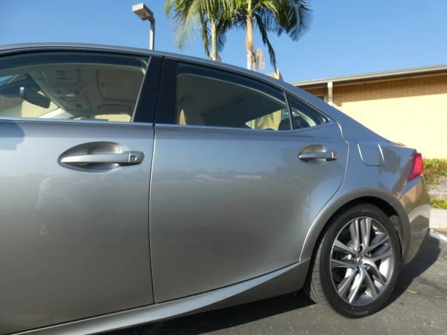 2018 Lexus IS 3rd Gen - Image 12 of 21