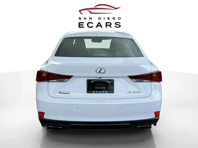 2018 Lexus IS 3rd Gen - Image 6 of 12