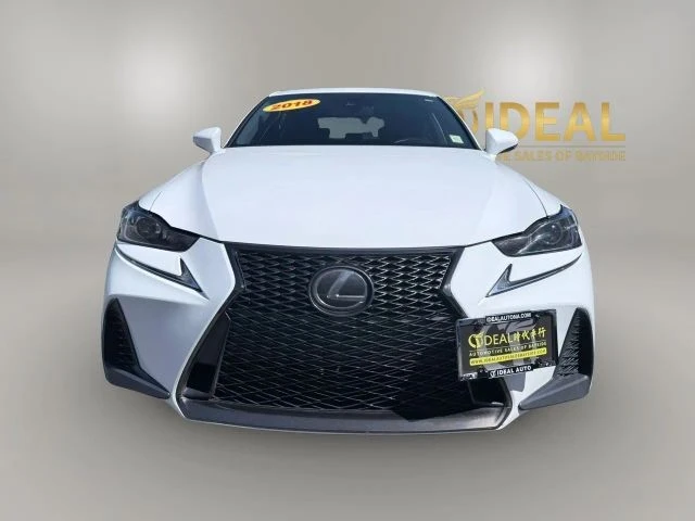 2018 Lexus IS 3rd Gen - Image 2 of 31