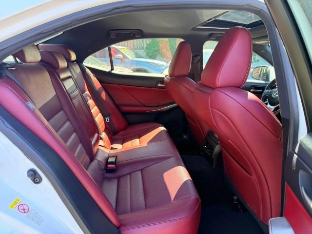 2018 Lexus IS 3rd Gen - Image 20 of 31
