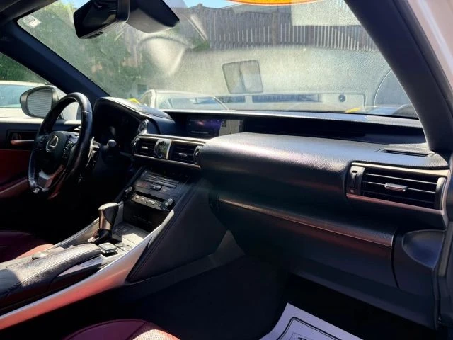 2018 Lexus IS 3rd Gen - Image 24 of 31