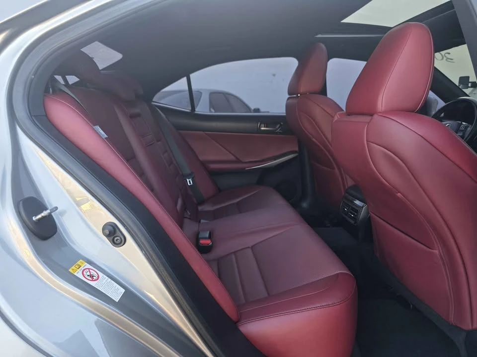 2018 Lexus IS 3rd Gen - Image 18 of 20
