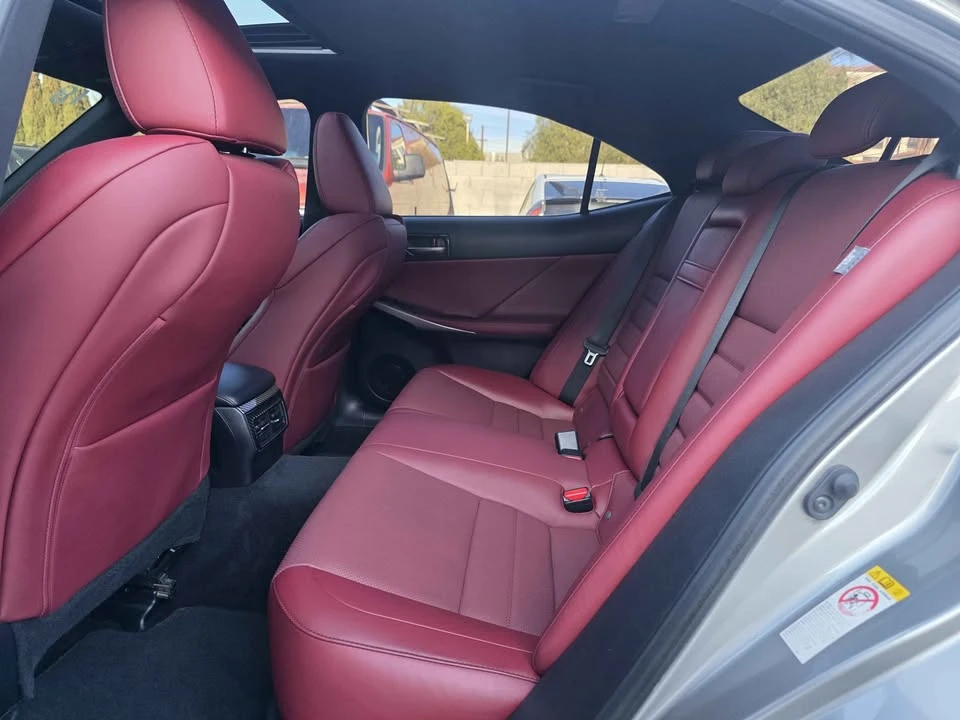 2018 Lexus IS 3rd Gen - Image 16 of 20