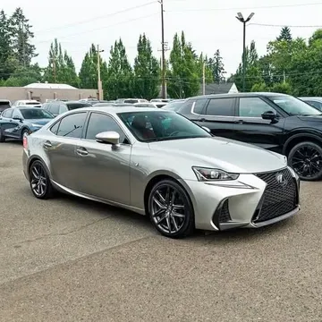 2018 Lexus IS300