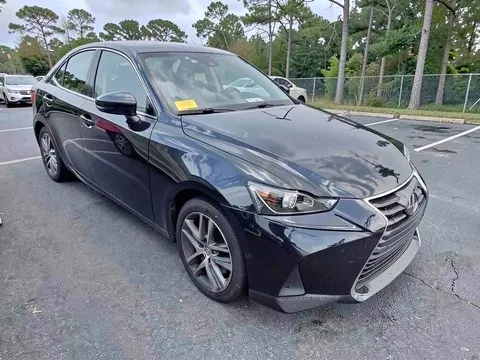 2018 Lexus IS300