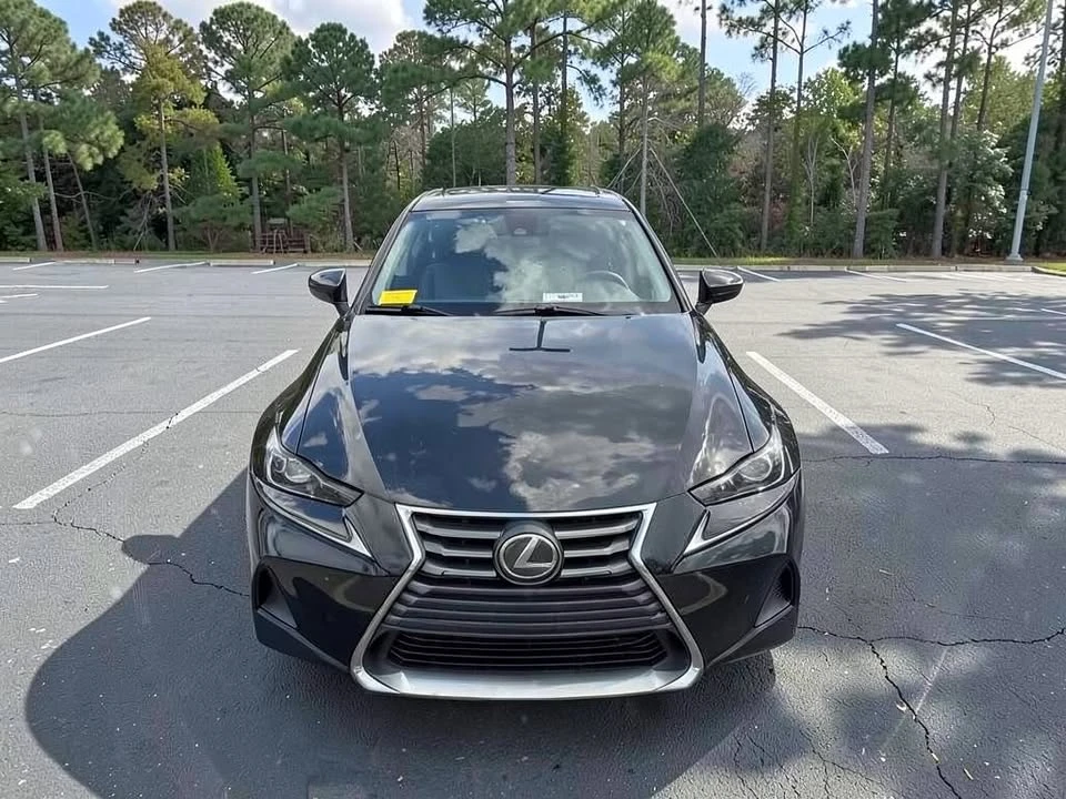 2018 Lexus IS 3rd Gen - Image 5 of 5