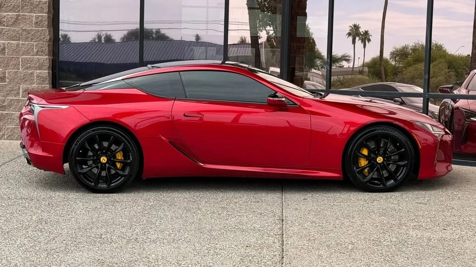 2018 Lexus LC - Image 14 of 20