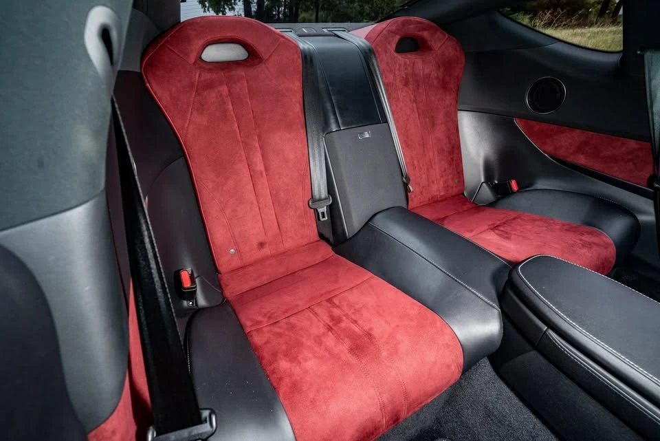 2018 Lexus LC - Image 7 of 17