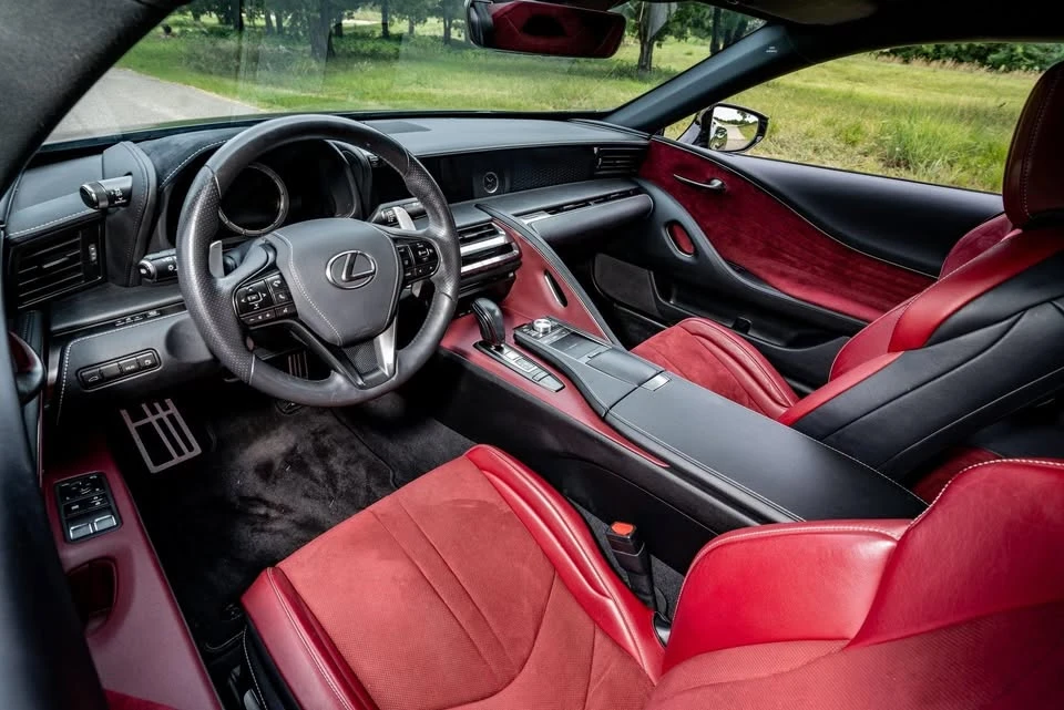 2018 Lexus LC - Image 5 of 17