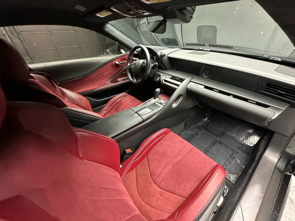 2018 Lexus LC - Image 11 of 20