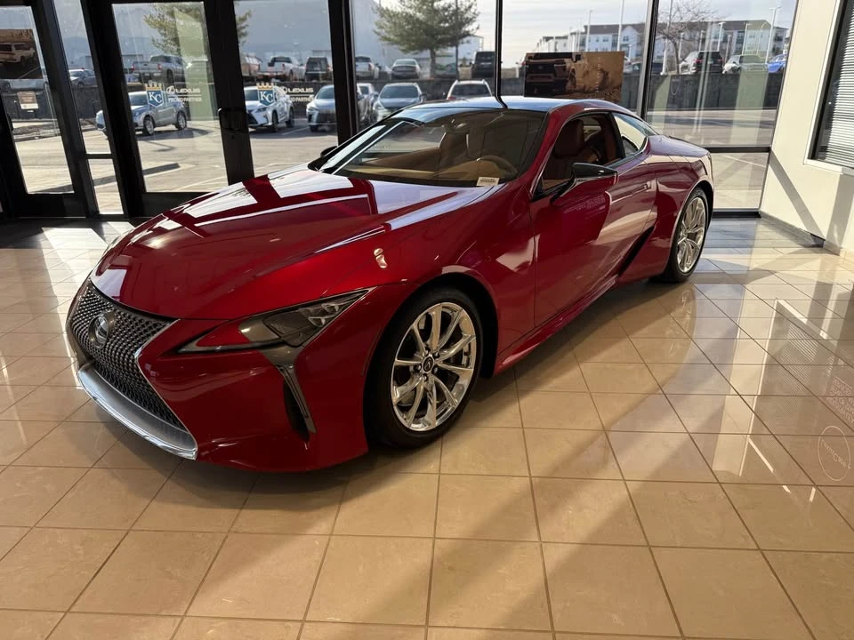 2018 Lexus LC - Image 3 of 11