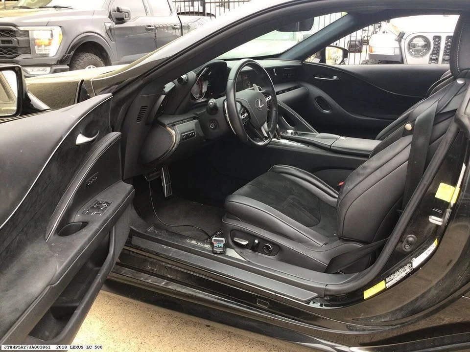 2018 Lexus LC - Image 9 of 16