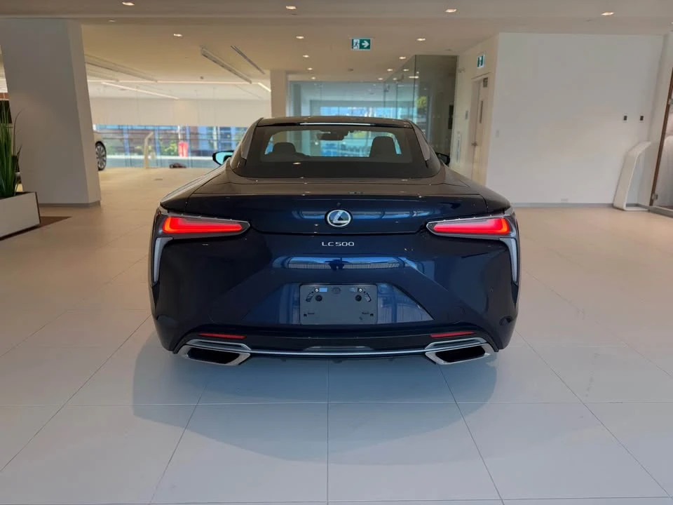 2018 Lexus LC - Image 5 of 16