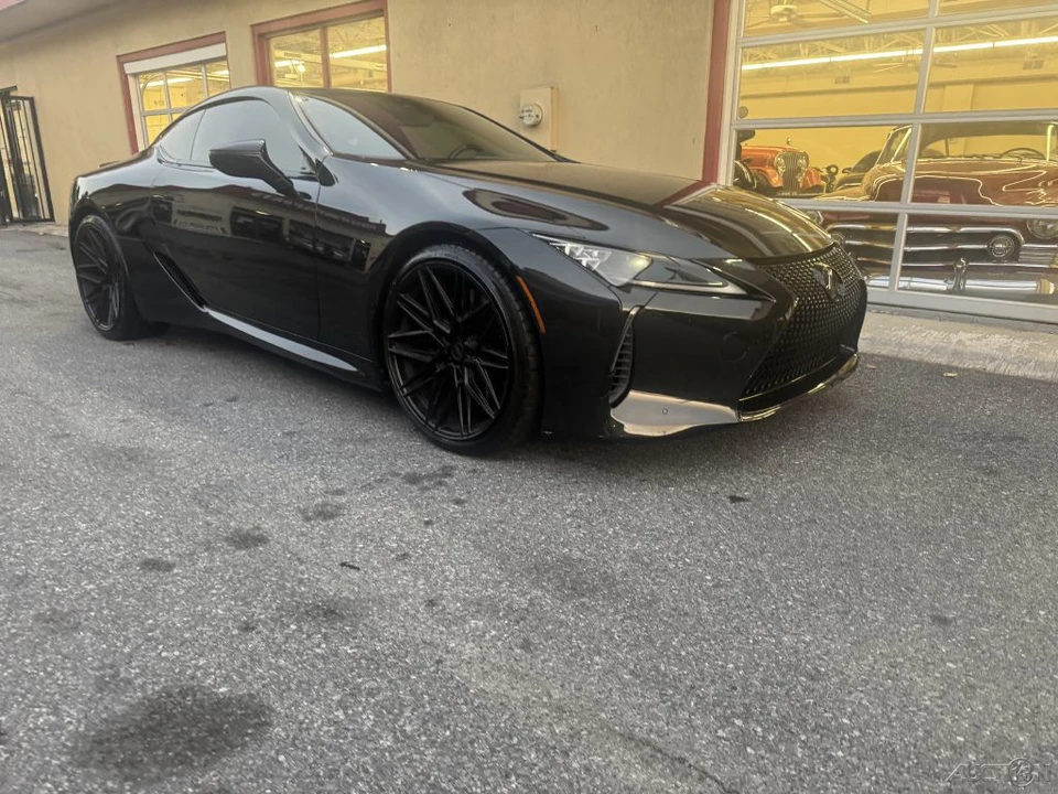 2018 Lexus LC - Image 5 of 24