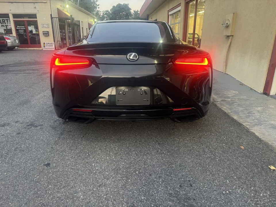 2018 Lexus LC - Image 22 of 24