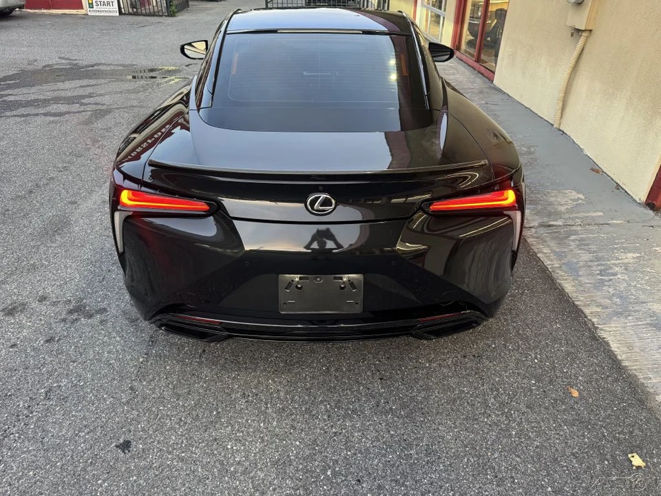 2018 Lexus LC - Image 23 of 24
