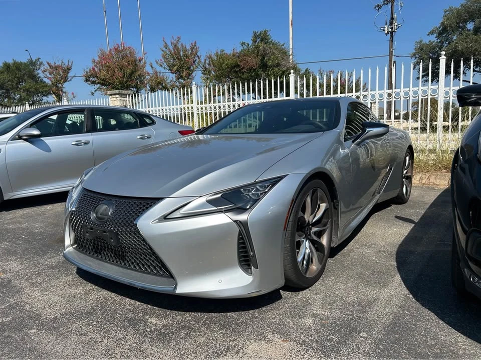 2018 Lexus LC - Image 3 of 5
