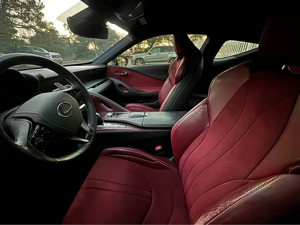 2018 Lexus LC - Image 6 of 6