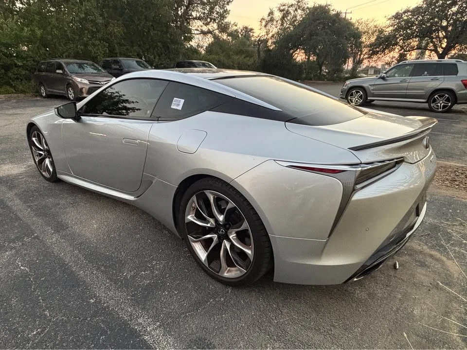 2018 Lexus LC - Image 4 of 6
