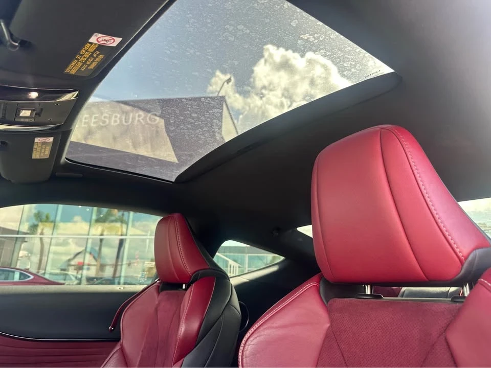 2018 Lexus LC - Image 10 of 10