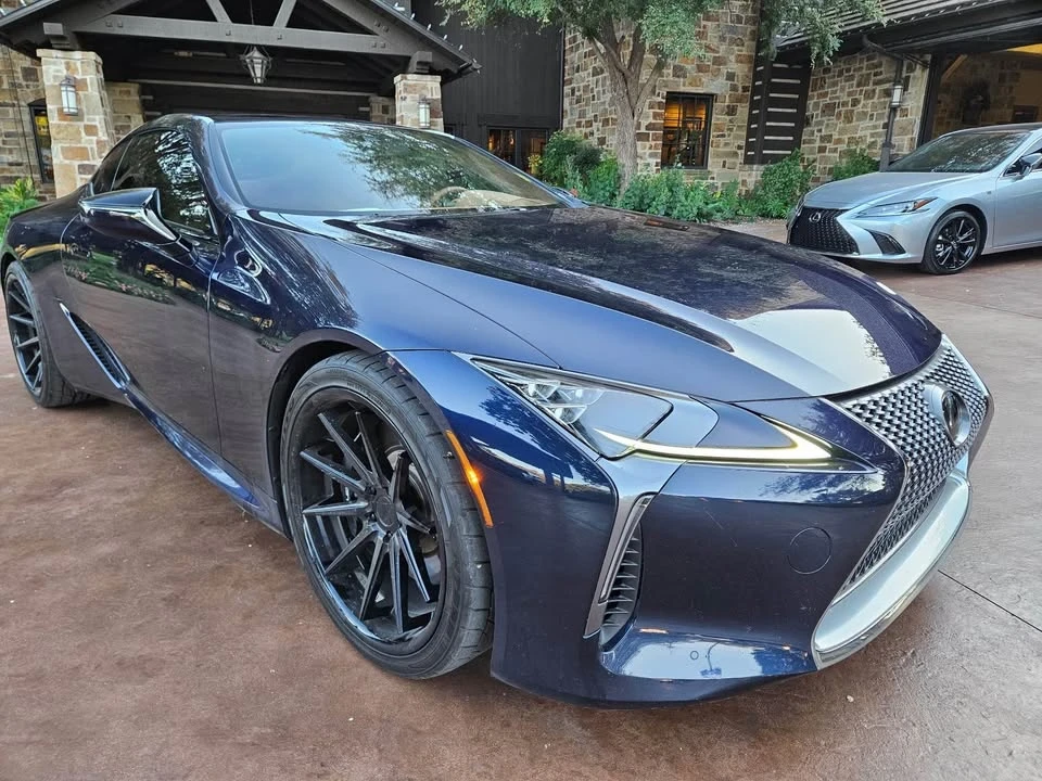 2018 Lexus LC - Image 18 of 20
