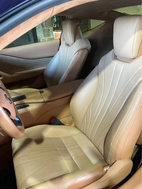 2018 Lexus LC - Image 7 of 20