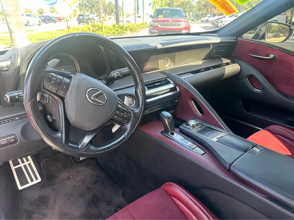 2018 Lexus LC - Image 6 of 10