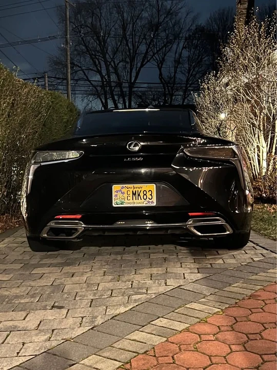 2018 Lexus LC - Image 4 of 7