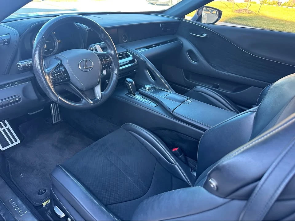 2018 Lexus LC - Image 6 of 8