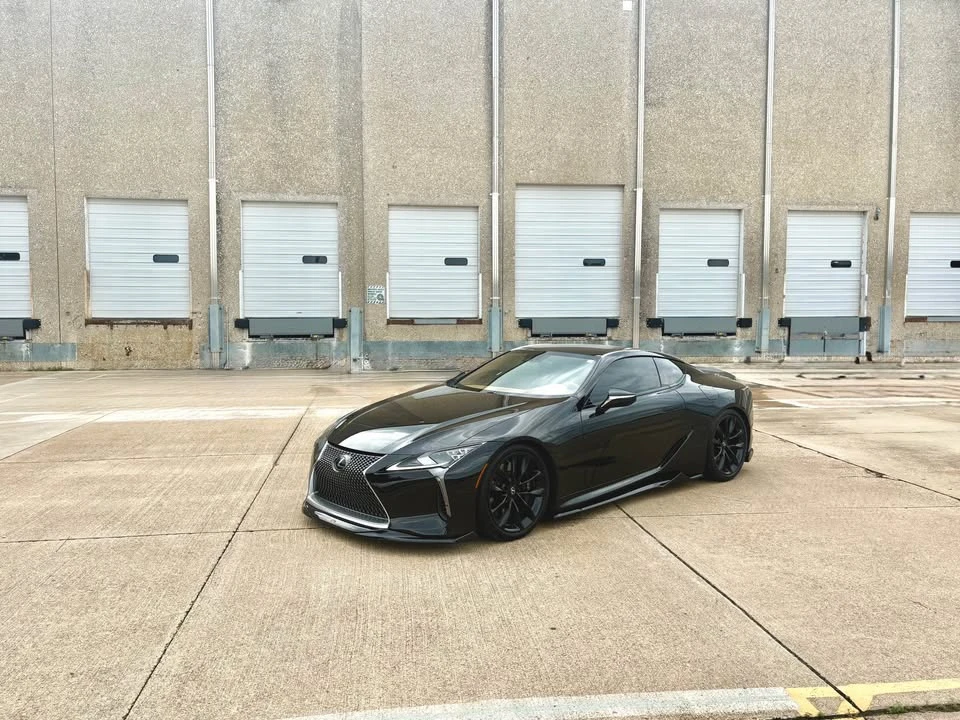 2018 Lexus LC - Image 2 of 11