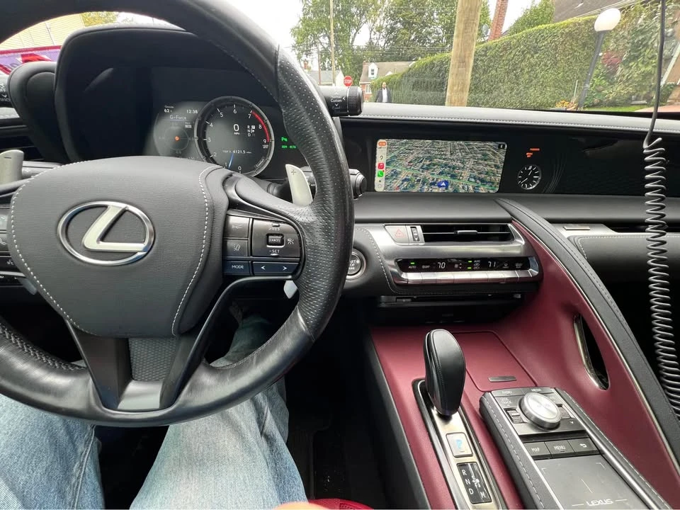 2018 Lexus LC - Image 5 of 9