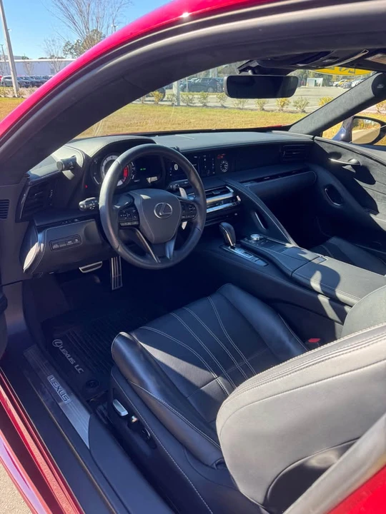 2018 Lexus LC - Image 12 of 12