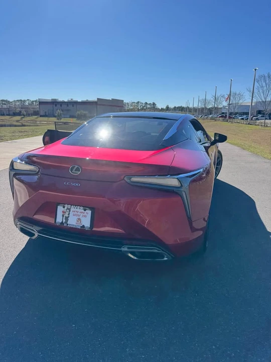 2018 Lexus LC - Image 7 of 12