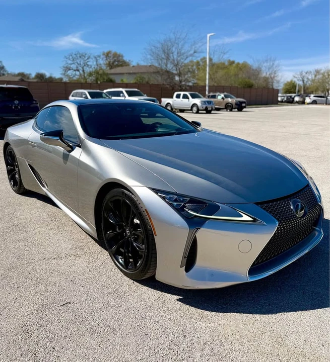 2018 Lexus LC - Image 5 of 12