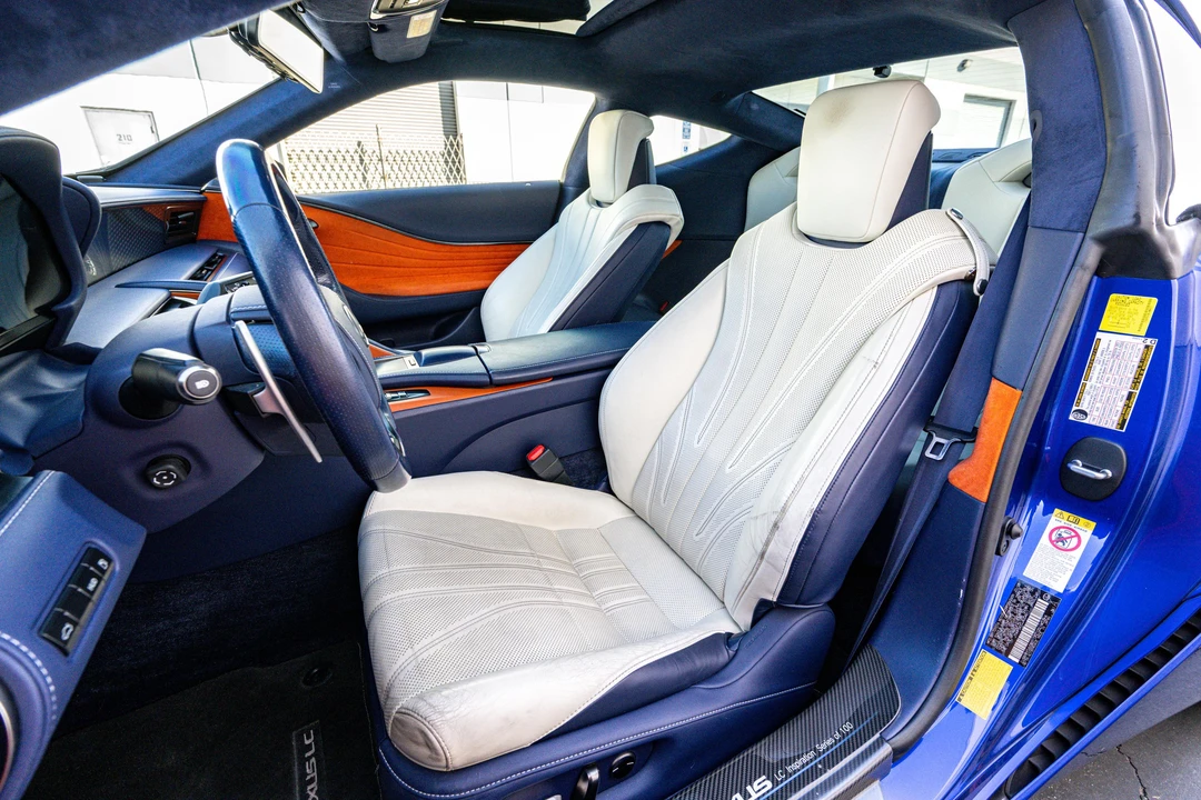 2018 Lexus LC - Image 24 of 31