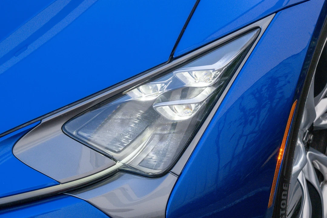 2018 Lexus LC - Image 9 of 31