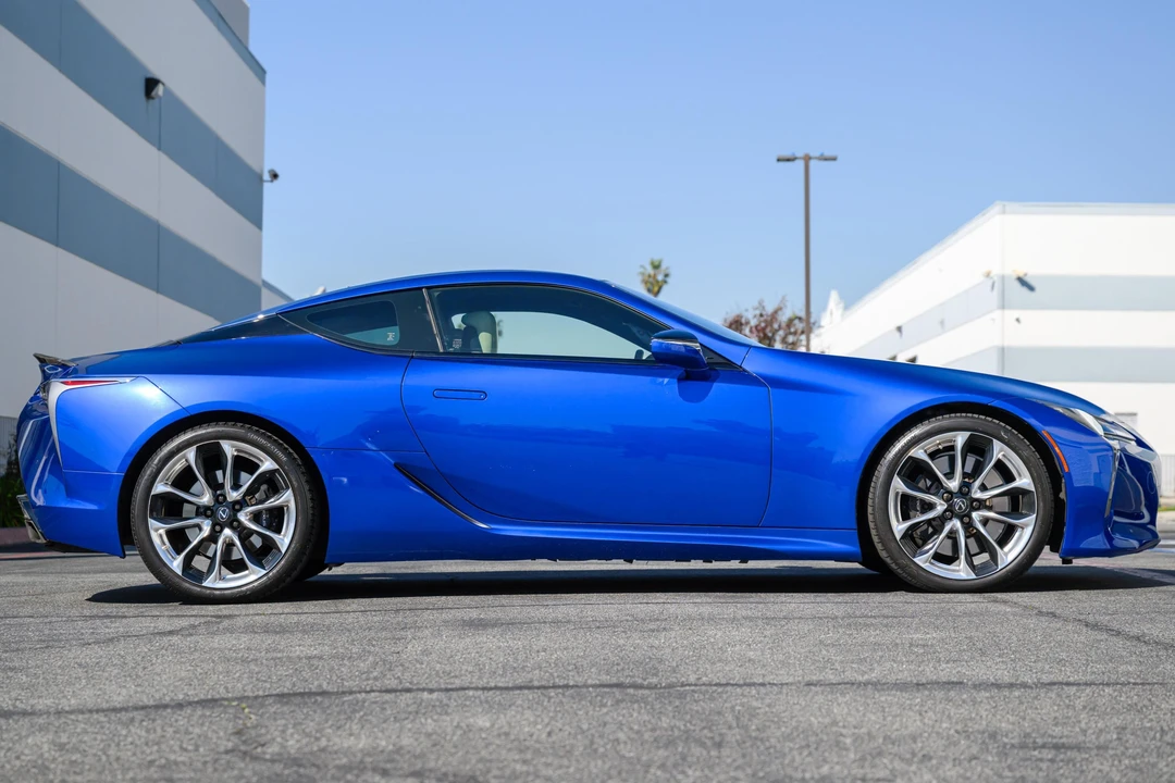 2018 Lexus LC - Image 3 of 31