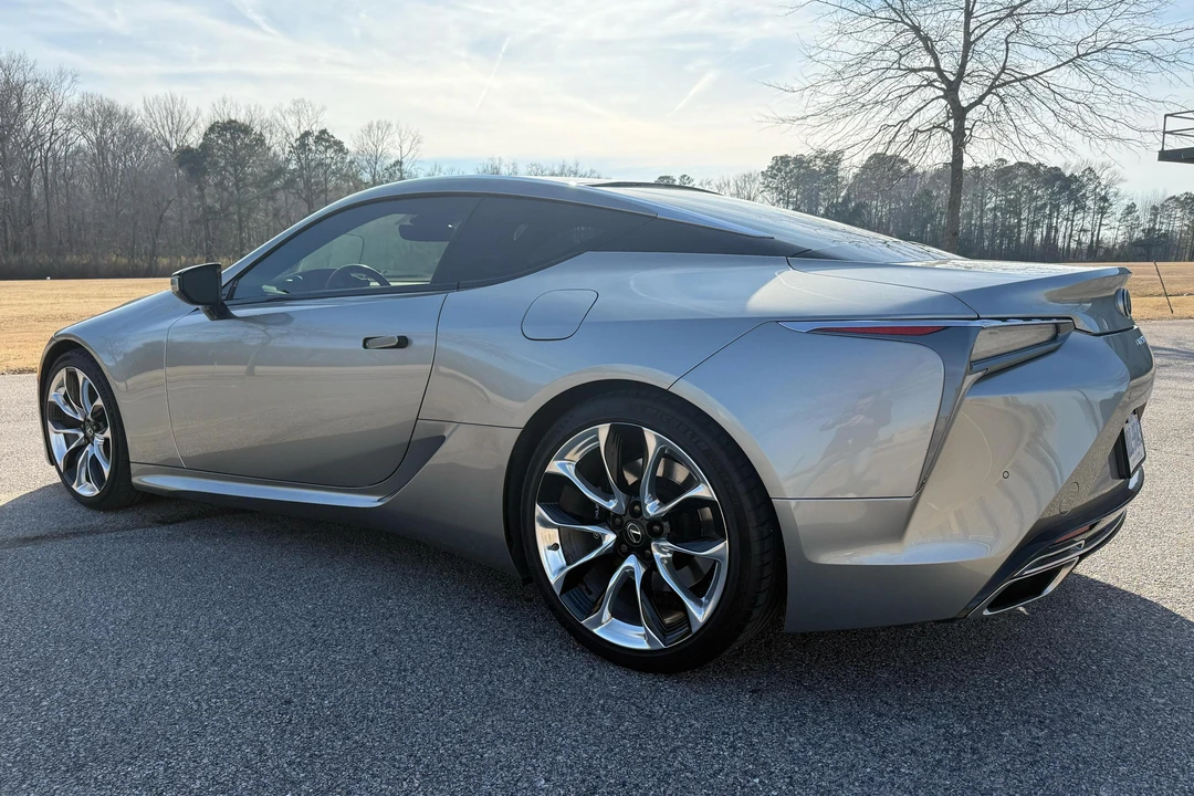 2018 Lexus LC - Image 4 of 31