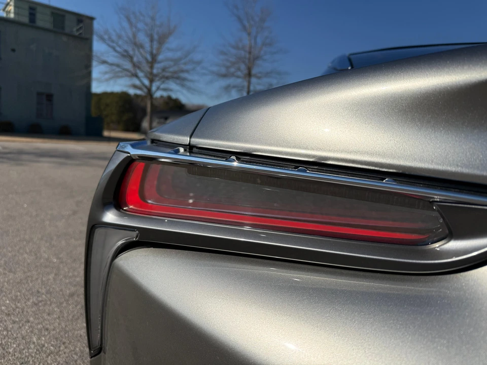 2018 Lexus LC - Image 16 of 31