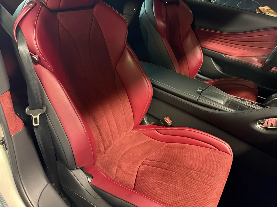 2018 Lexus LC - Image 30 of 31