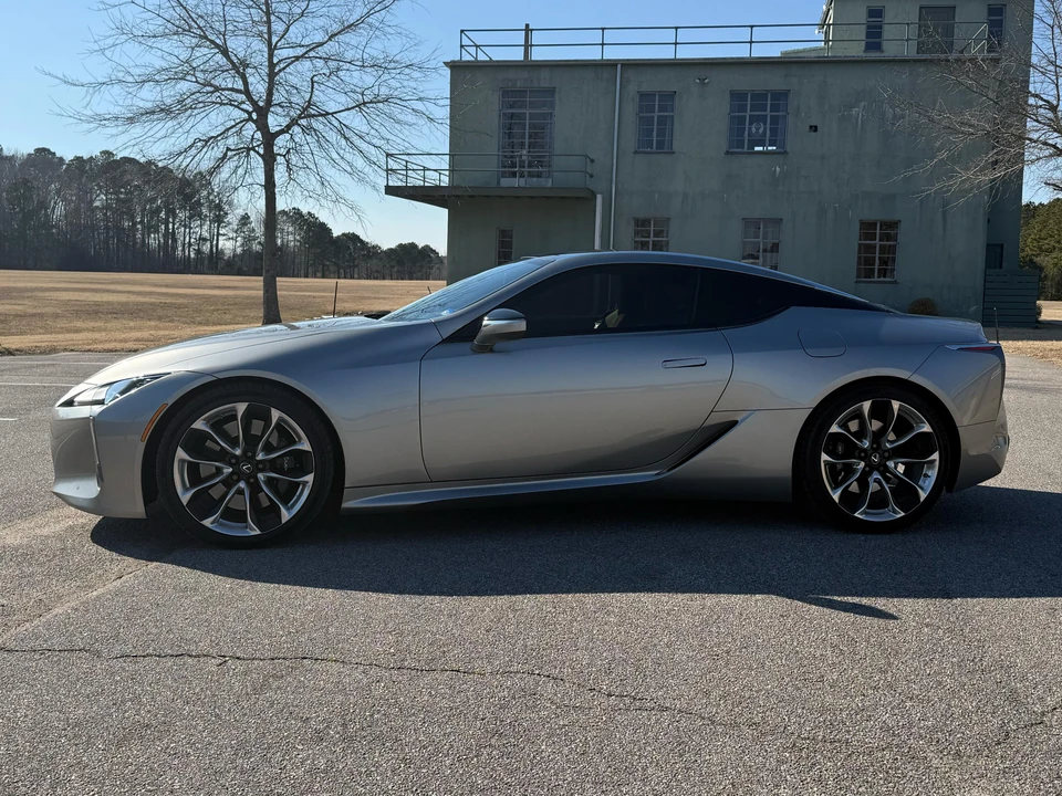 2018 Lexus LC - Image 6 of 31
