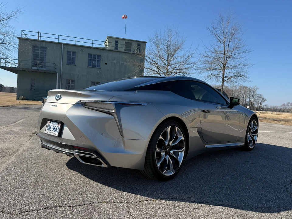 2018 Lexus LC - Image 7 of 31