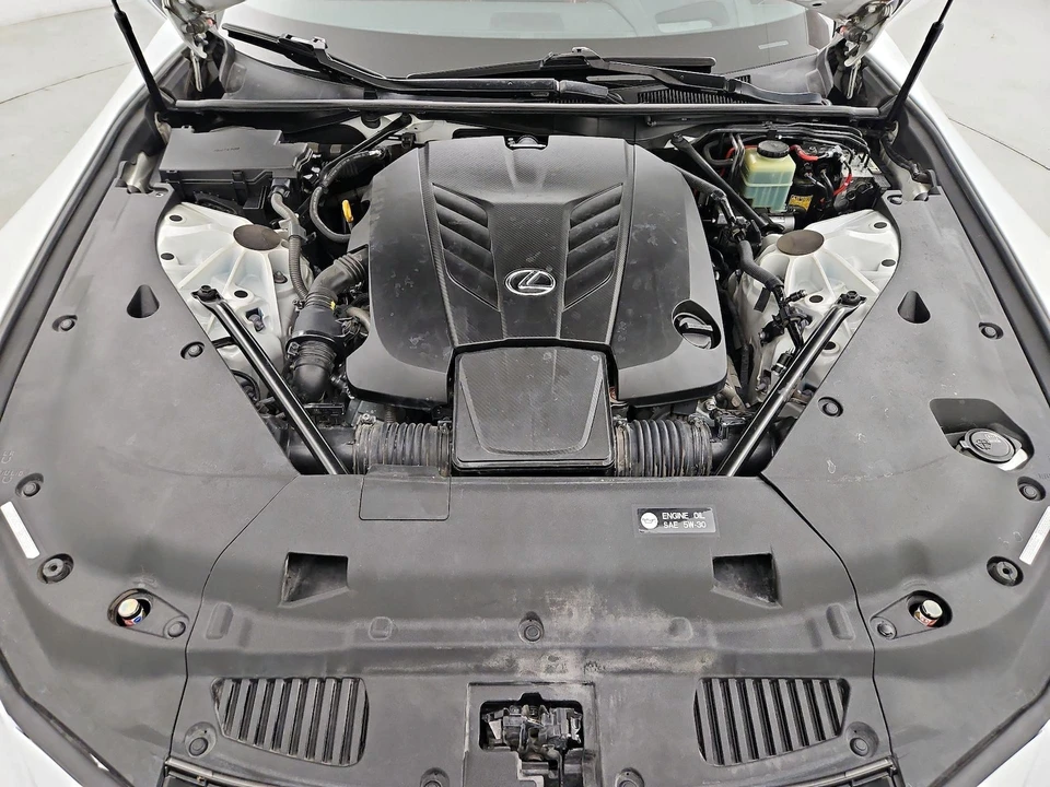 2018 Lexus LC - Image 23 of 26