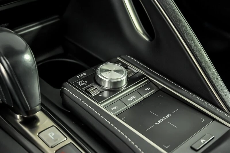 2018 Lexus LC - Image 31 of 31