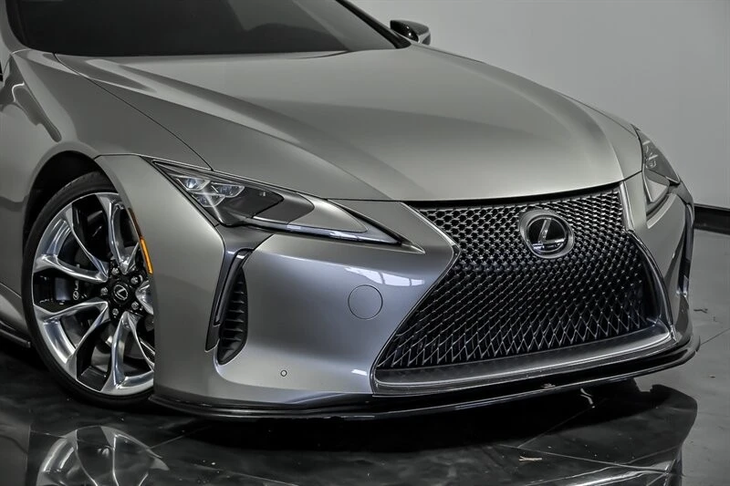 2018 Lexus LC - Image 2 of 31