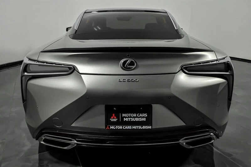2018 Lexus LC - Image 8 of 31