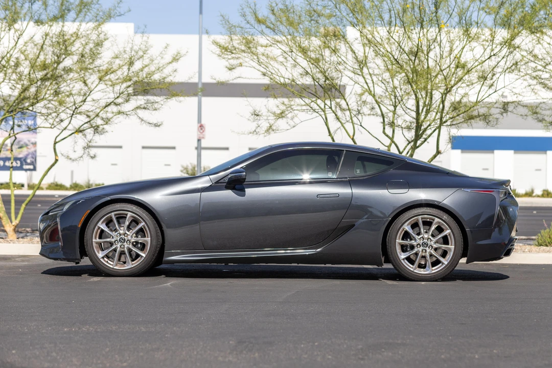 2018 Lexus LC - Image 7 of 31