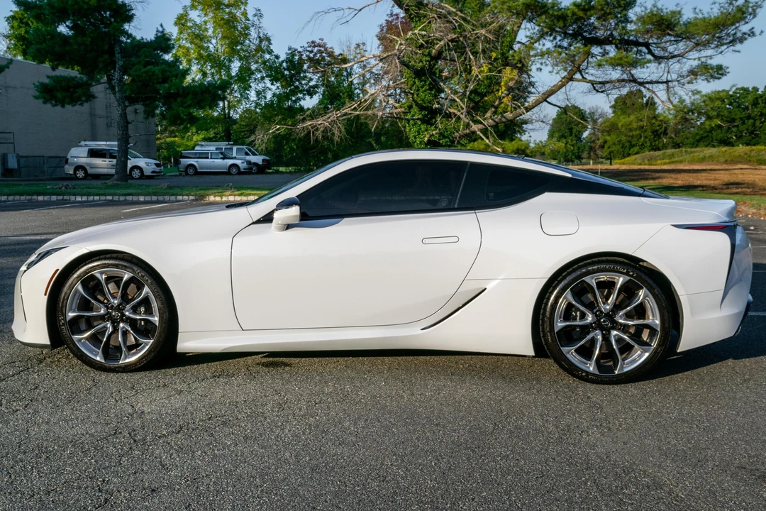 2018 Lexus LC - Image 3 of 31