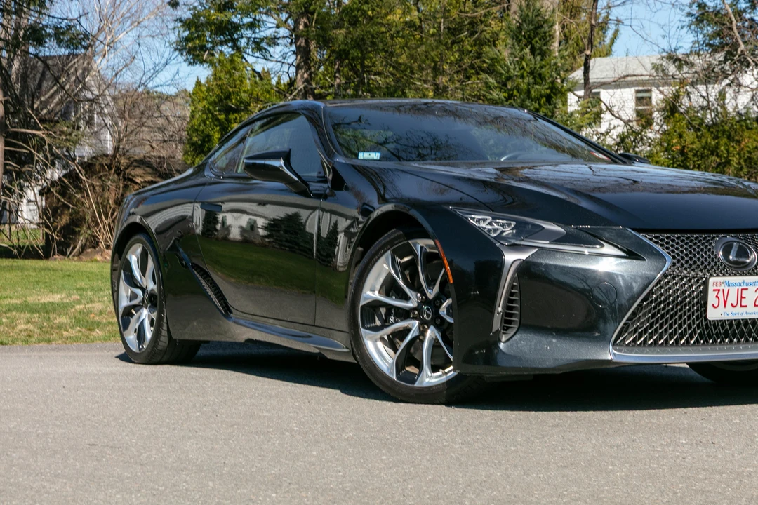 2018 Lexus LC - Image 11 of 31